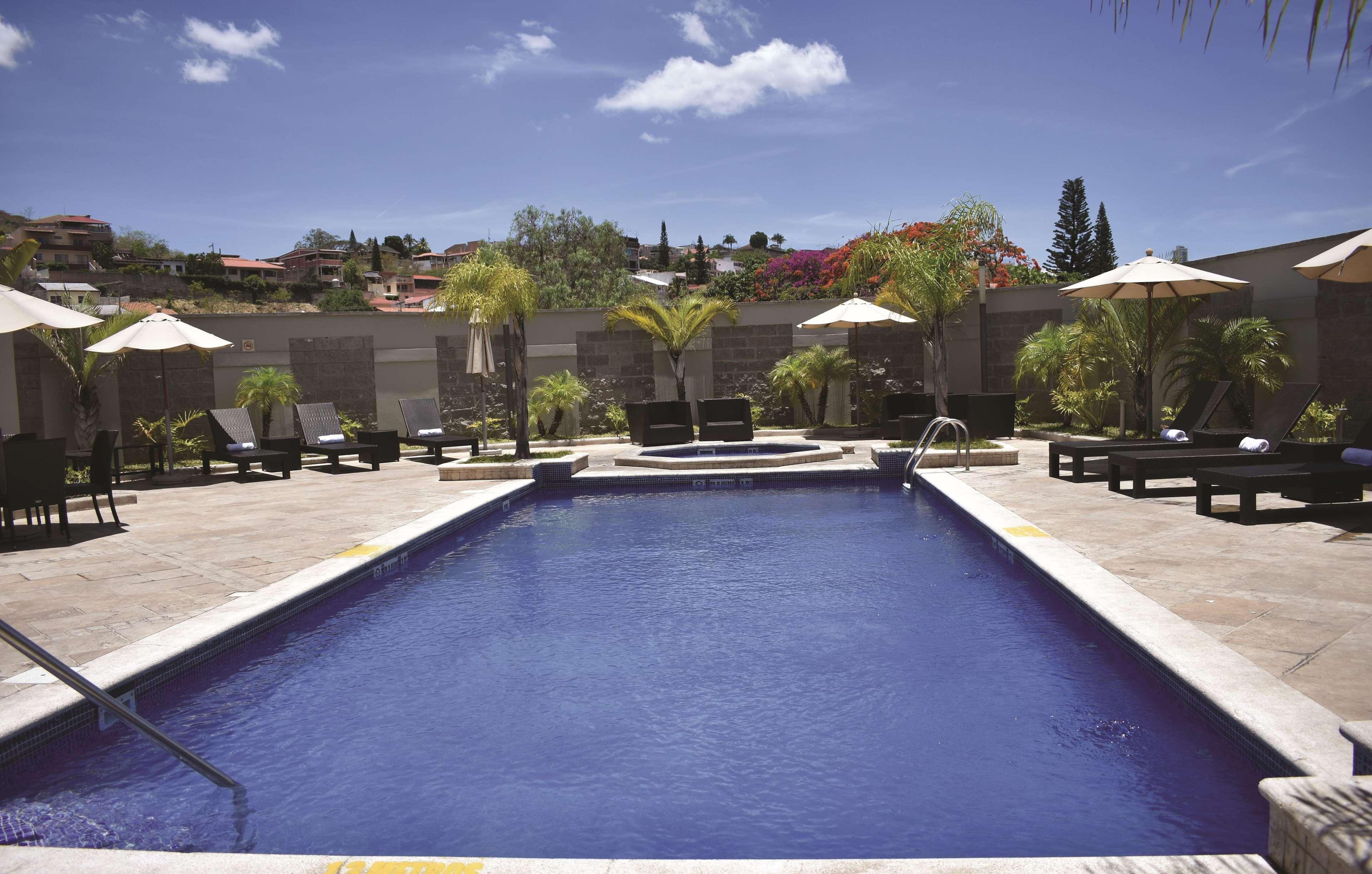 מלון La Quinta By Wyndham טגוסיגלפה מראה חיצוני תמונה